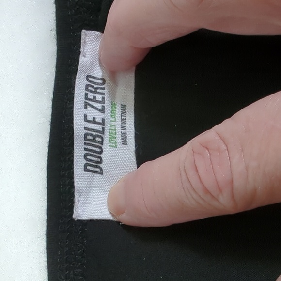 Double Zero M /  L black top EUC - Picture 2 of 2
